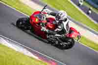 donington-no-limits-trackday;donington-park-photographs;donington-trackday-photographs;no-limits-trackdays;peter-wileman-photography;trackday-digital-images;trackday-photos